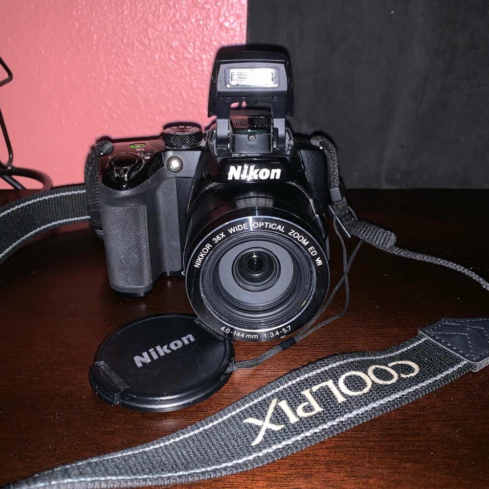Nikon Coolpix P500 Camera